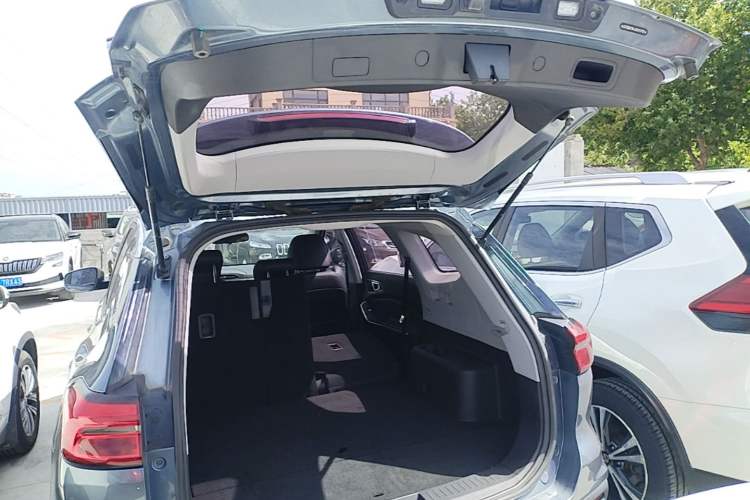 Used Chery Tiggo 8 2018 1.5 TCI Automatic Luxury Model 5 Seats Trunk