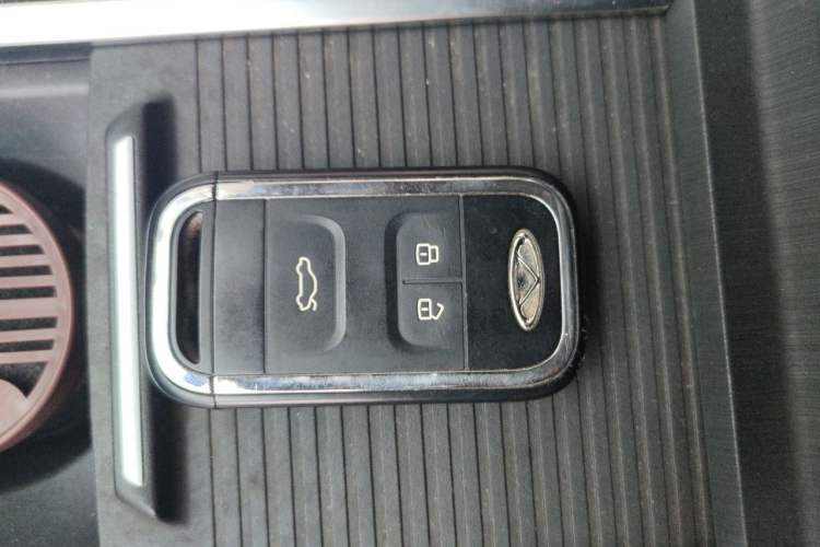 Used Chery Tiggo 8 2018 1.5 TCI Automatic Luxury 7-Seater Vehicle Key