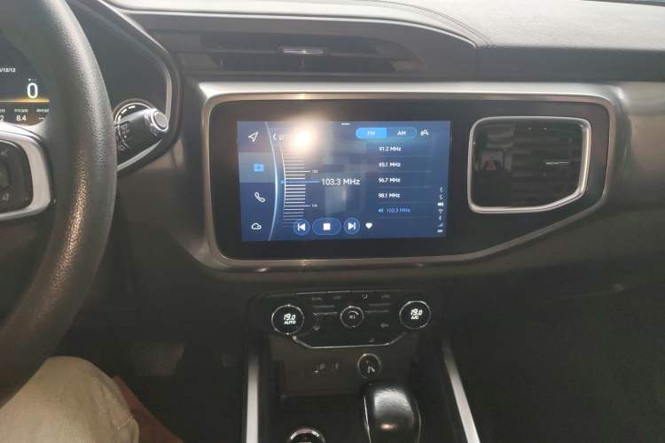 Used Chery Tiggo 8 2018 1.5 TCI Automatic Luxury Model 5 Seats Audio And AC Panel