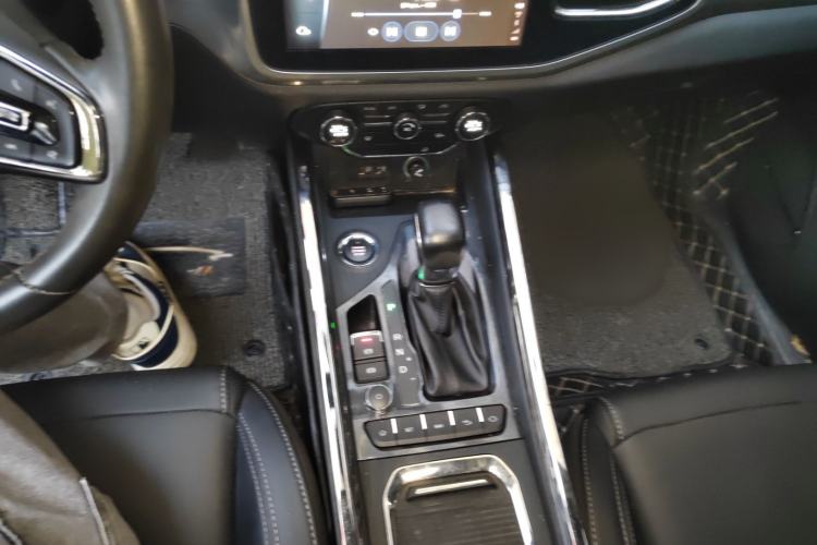 Used Chery Tiggo 8 2018 1.5 TCI Automatic Prestige 7-Seater Gear Lever