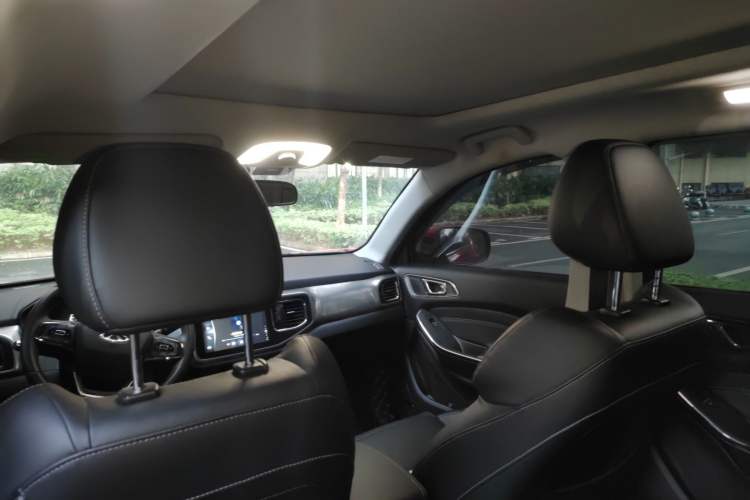 Used Chery Tiggo 8 2018 1.5 TCI Automatic Prestige 7-Seater Headliner