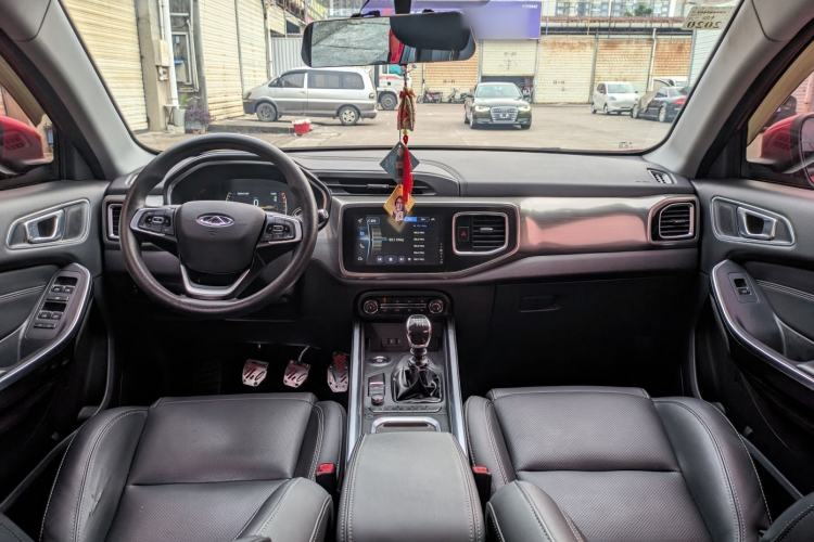 Used Chery Tiggo 8 2018 1.5 TCI Manual Luxury 5-Seater Interior 1