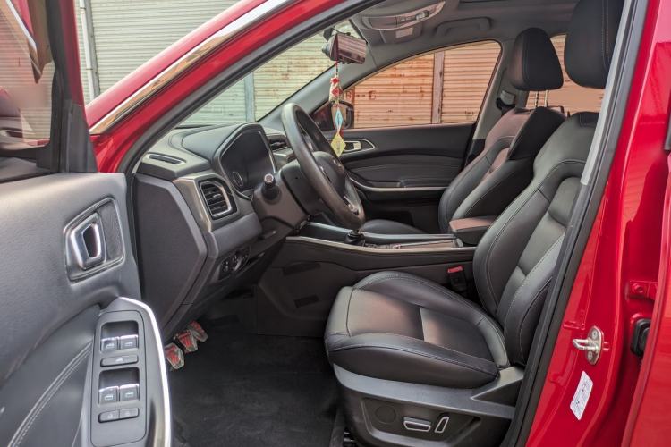 Used Chery Tiggo 8 2018 1.5 TCI Manual Luxury 5-Seater Interior 2