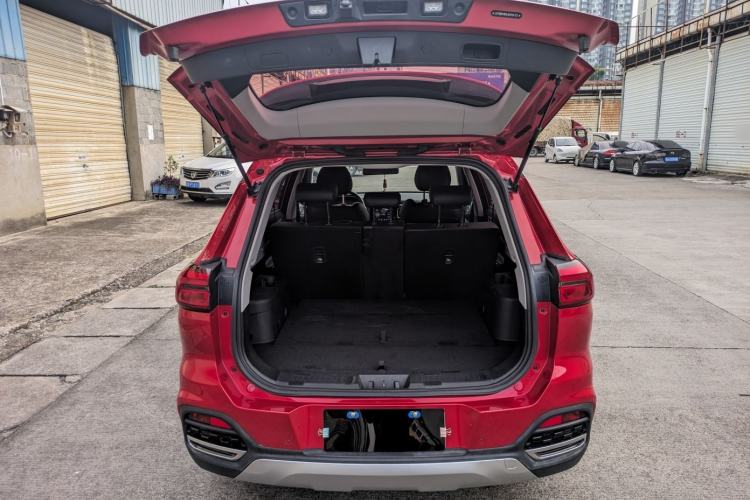 Used Chery Tiggo 8 2018 1.5 TCI Manual Luxury 5-Seater Interior 4