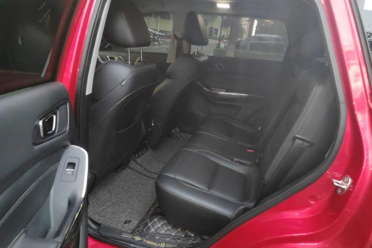 Used Chery Tiggo 8 2018 1.5 TCI Automatic Prestige 7-Seater Interior 4