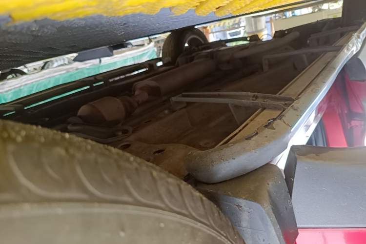 Used Chery Tiggo 8 2018 1.5 TCI Automatic Luxury 7-Seater Right Side Sill