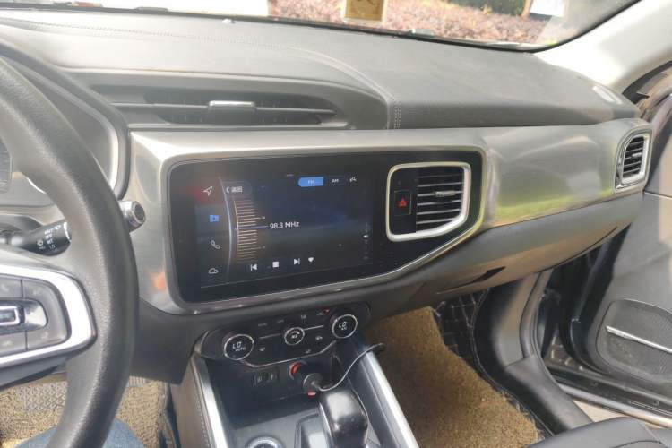Used Chery Tiggo 8 2018 1.5 TCI Automatic Luxury Model 5 Seats Audio And AC Panel