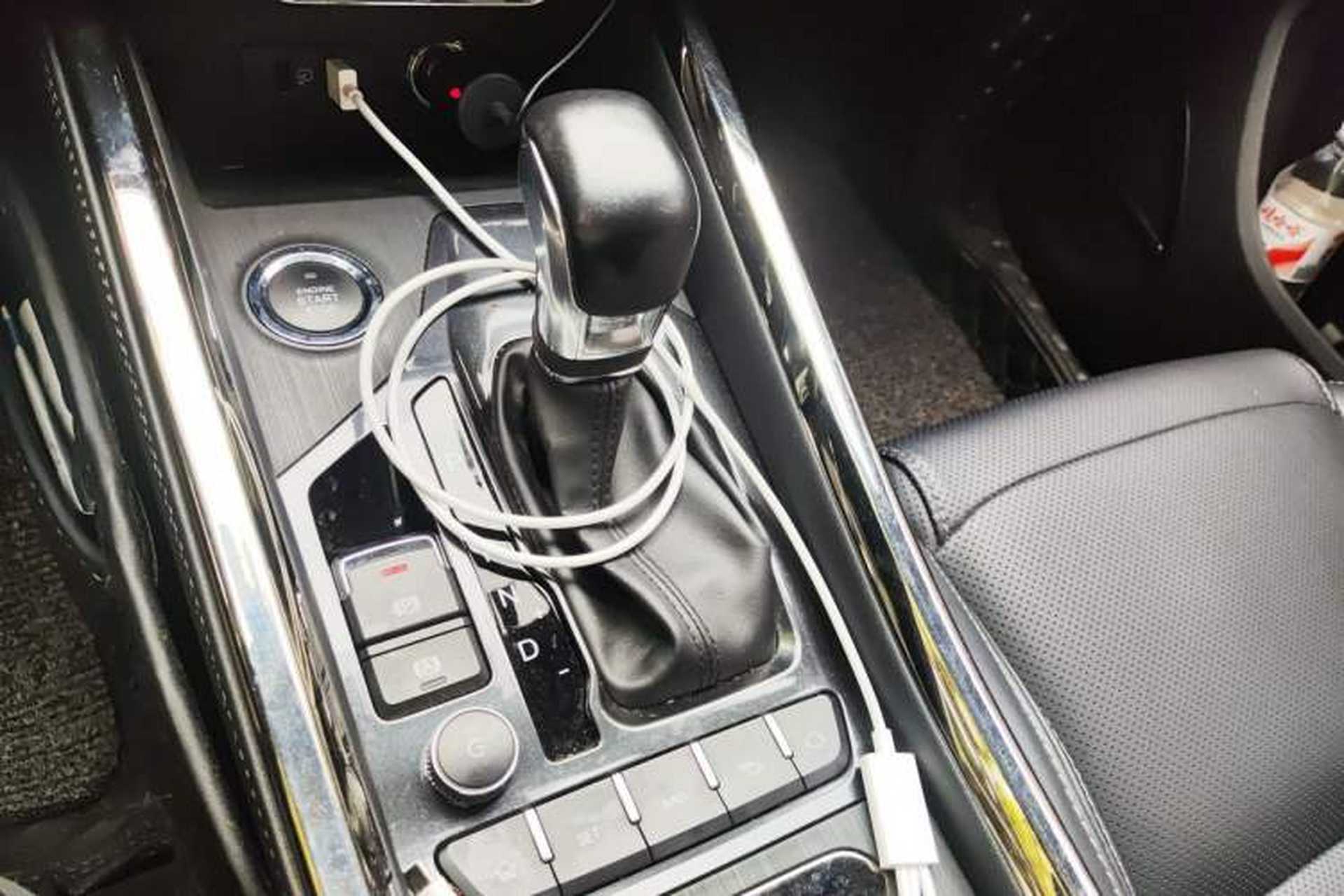 Used Chery Tiggo 8 2018 1.5 TCI Automatic Prestige 7-Seater Gear Lever