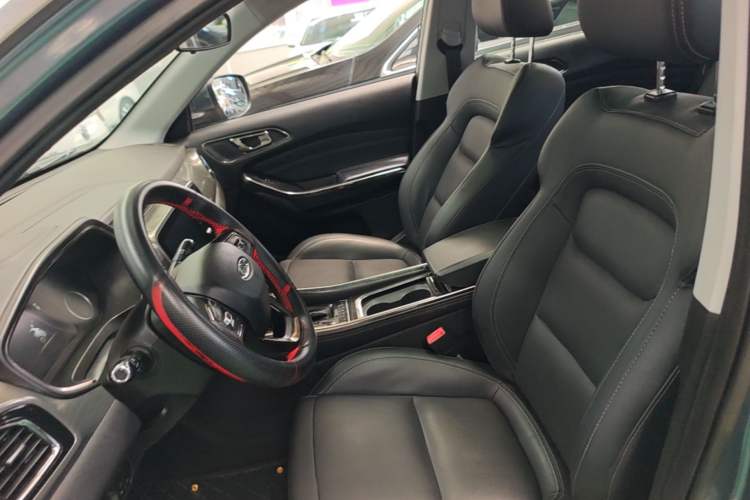 Used Chery Tiggo 8 2018 1.5 TCI Automatic Prestige 7-Seater Left Front Seat