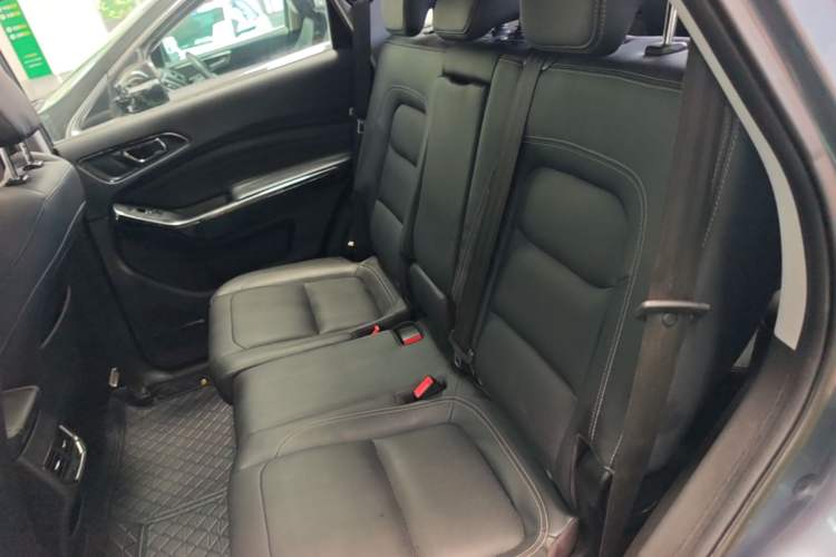 Used Chery Tiggo 8 2018 1.5 TCI Automatic Prestige 7-Seater Left Rear Seat