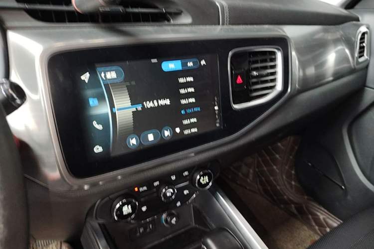 Used Chery Tiggo 8 2018 1.5 TCI Automatic Luxury Model 5 Seats Audio And AC Panel