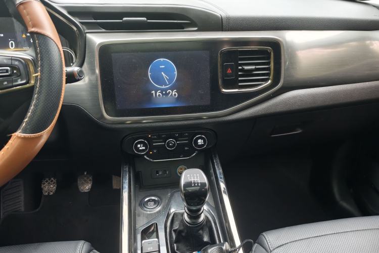 Used Chery Tiggo 8 2018 1.5 TCI Manual Luxury 5-Seater Audio And AC Panel