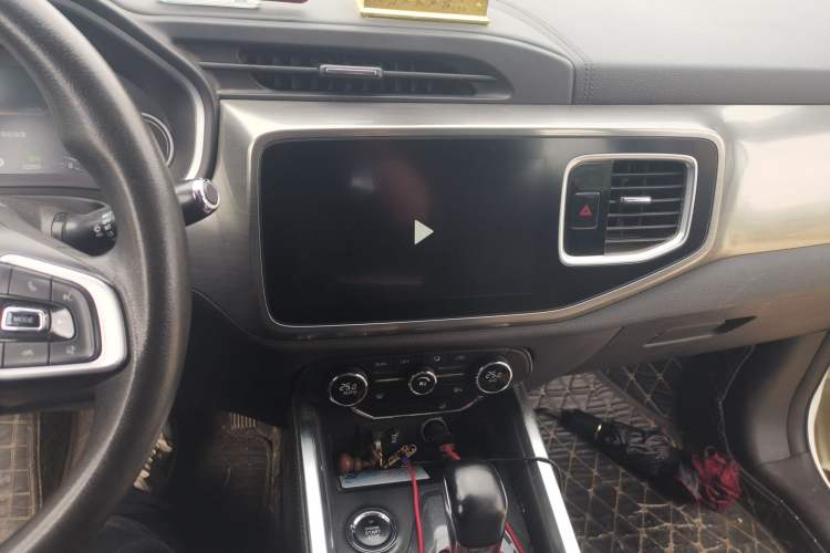 Used Chery Tiggo 8 2018 1.5 TCI Automatic Luxury Model 5 Seats Audio And AC Panel