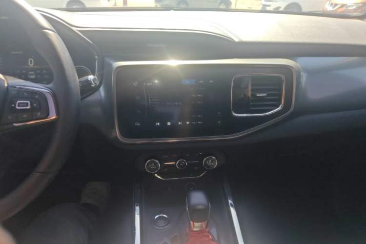 Used Chery Tiggo 8 2018 1.5 TCI Automatic Prestige 5-Seater Audio And AC Panel