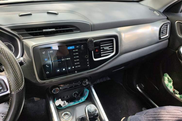 Used Chery Tiggo 8 2018 1.5 TCI Manual Luxury 5-Seater Audio And AC Panel