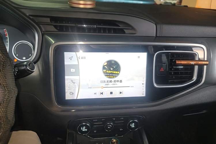 Used Chery Tiggo 8 2018 1.5 TCI Automatic Luxury Model 5 Seats Audio And AC Panel
