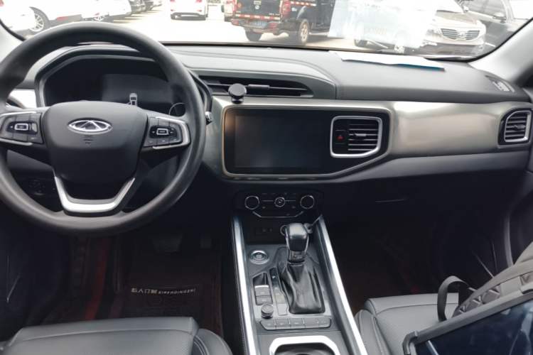 Used Chery Tiggo 8 2018 1.5 TCI Automatic Luxury Model 5 Seats Audio And AC Panel