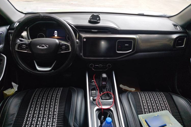 Used Chery Tiggo 8 2018 1.5 TCI Automatic Luxury 7-Seater Center Console