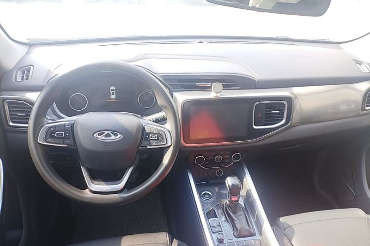 Used Chery Tiggo 8 2018 1.5 TCI Automatic Luxury 7-Seater Center Console