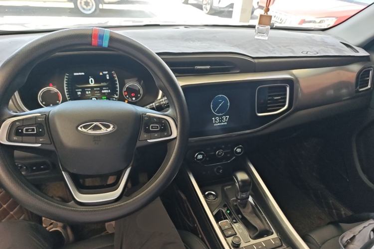 Used Chery Tiggo 8 2018 1.5 TCI Automatic Luxury Model 5 Seats Center Console