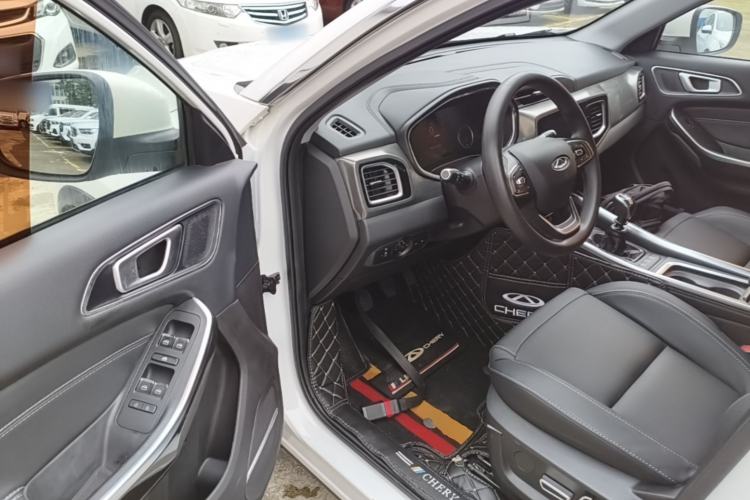 Used Chery Tiggo 8 2018 1.5 TCI Manual Luxury 5-Seater Driver Seat