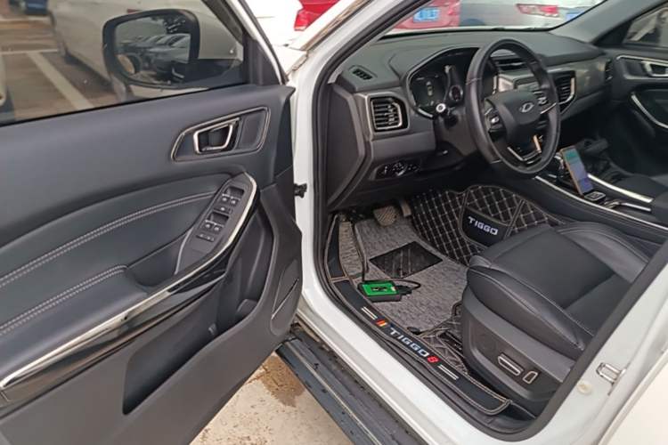 Used Chery Tiggo 8 2018 1.5 TCI Automatic Prestige 5-Seater Driver Seat