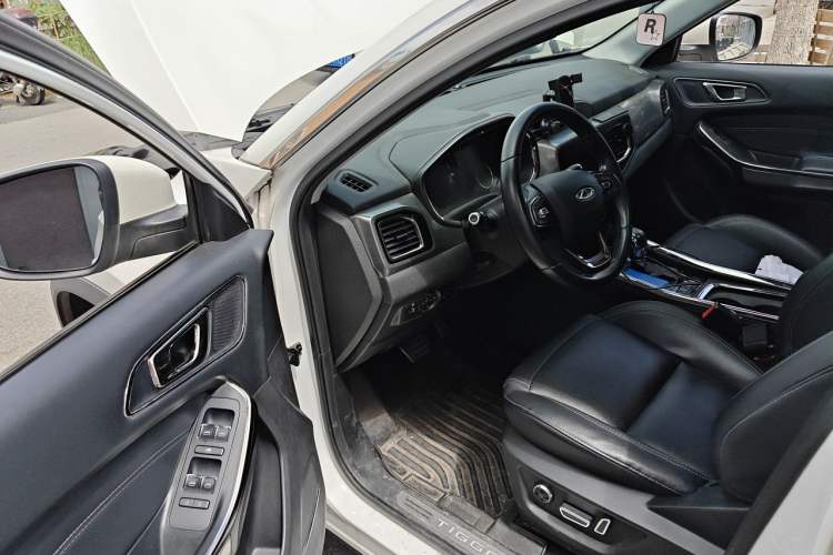 Used Chery Tiggo 8 2018 1.5 TCI Automatic Flagship 7-Seater Driver Seat