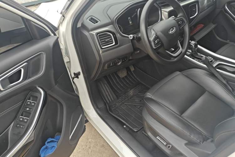 Used Chery Tiggo 8 2018 1.5 TCI Automatic Luxury Model 5 Seats Driver Seat