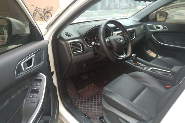 Used Chery Tiggo 8 2018 1.5 TCI Automatic Exclusive Edition 5-seater Driver Seat