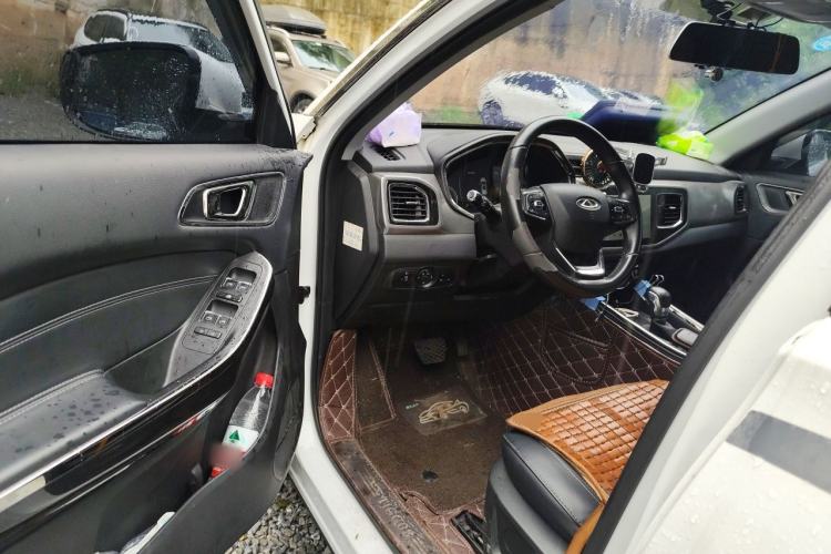 Used Chery Tiggo 8 2018 1.5 TCI Automatic Prestige 7-Seater Driver Seat