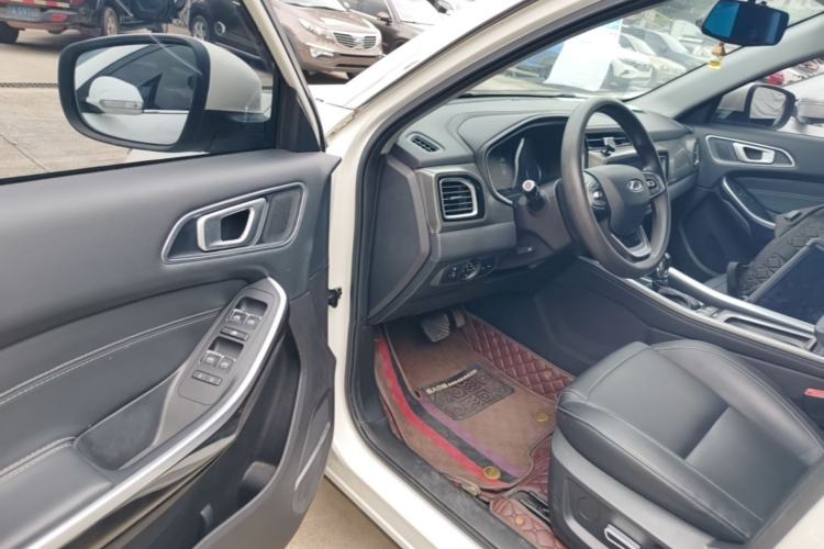 Used Chery Tiggo 8 2018 1.5 TCI Automatic Luxury Model 5 Seats Driver Seat