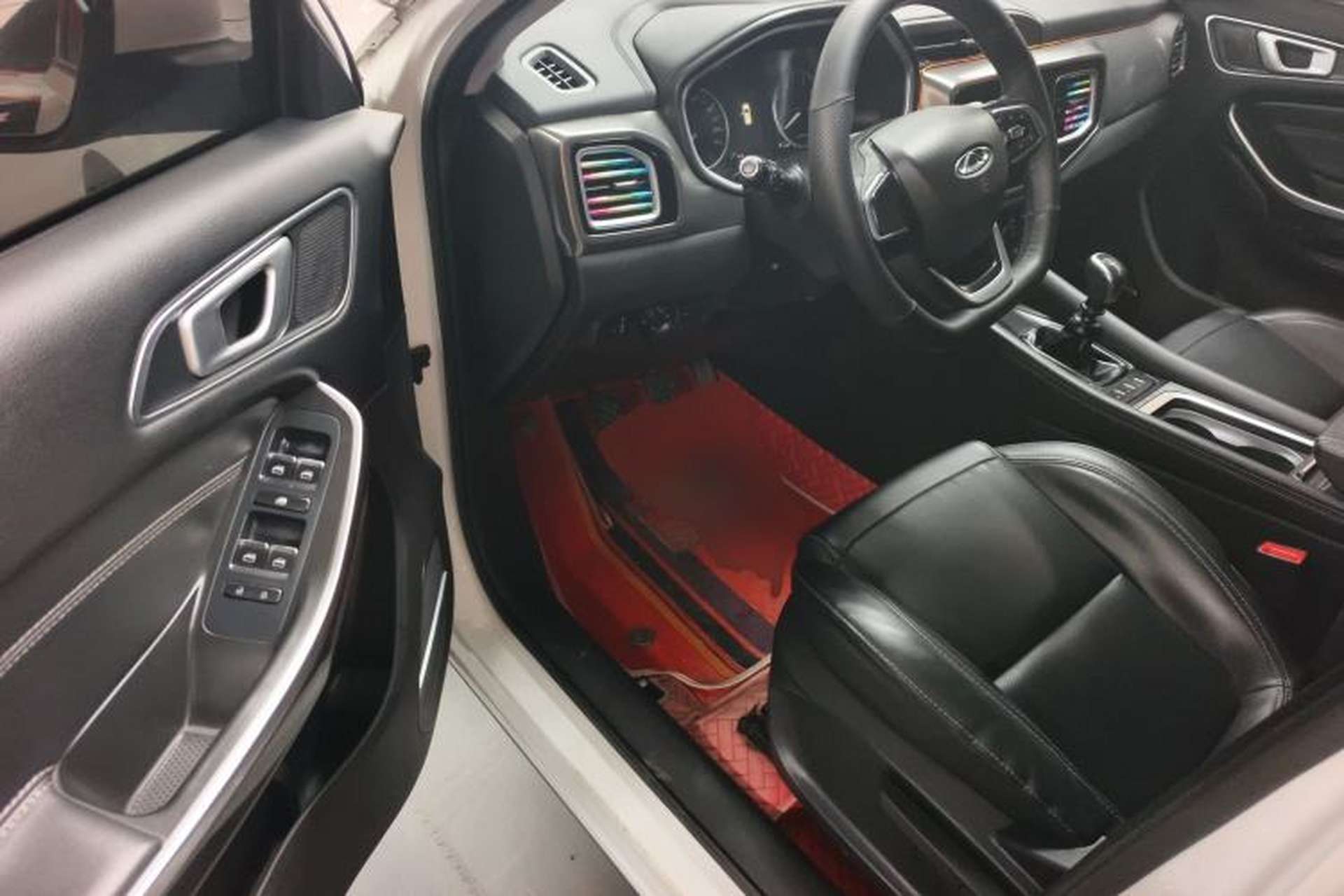 Used Chery Tiggo 8 2018 1.5 TCI Manual Special Edition 5-seater Driver Seat