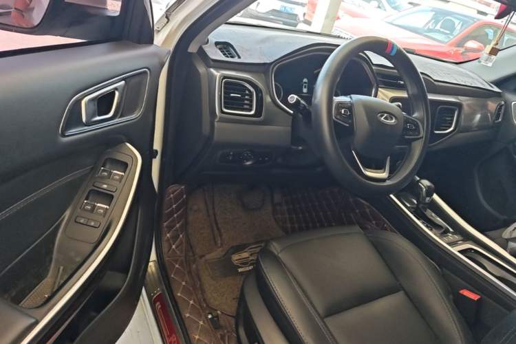 Used Chery Tiggo 8 2018 1.5 TCI Automatic Luxury Model 5 Seats Driver Seat