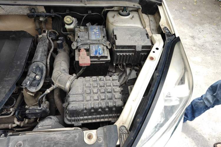 Used Chery Tiggo 8 2018 1.5 TCI Manual Luxury 5-Seater Engine Bay Left