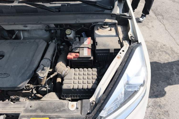 Used Chery Tiggo 8 2018 1.5 TCI Automatic Luxury 7-Seater Engine Bay Left