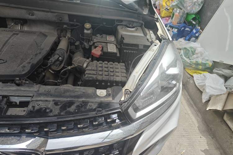 Used Chery Tiggo 8 2018 1.5 TCI Automatic Luxury 7-Seater Engine Bay Left