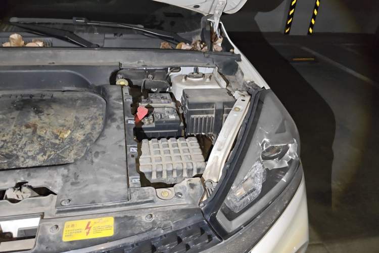 Used Chery Tiggo 8 2018 1.5 TCI Automatic Flagship 7-Seater Engine Bay Left