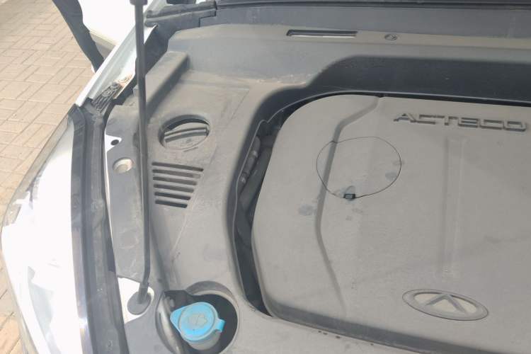 Used Chery Tiggo 8 2018 1.5 TCI Automatic Prestige 5-Seater Engine Bay Right