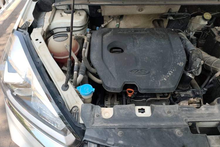 Used Chery Tiggo 8 2018 1.5 TCI Manual Luxury 5-Seater Engine Bay Right