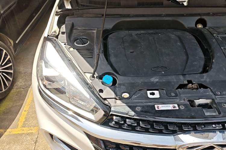 Used Chery Tiggo 8 2018 1.5 TCI Manual Prestige 7-Seater Engine Bay Right