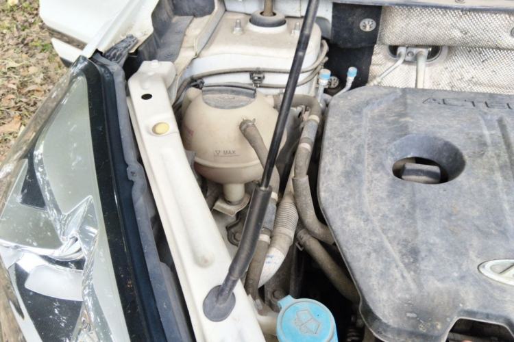Used Chery Tiggo 8 2018 1.5 TCI Automatic Luxury 7-Seater Engine Bay Right