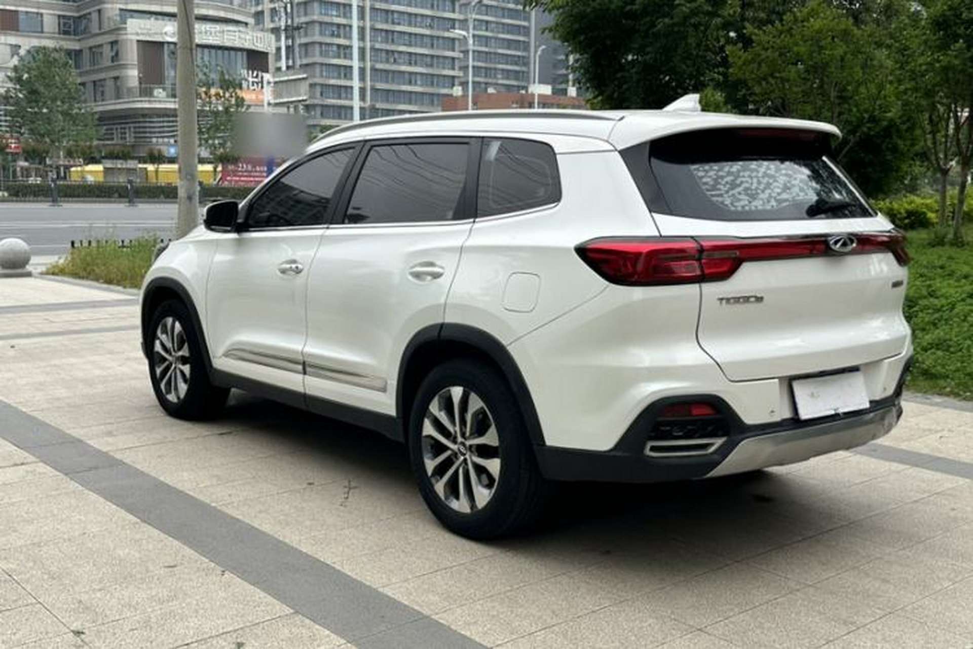 Used Chery Tiggo 8 2018 1.5 TCI Automatic Prestige 7-Seater Exterior 8