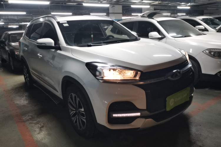 Used Chery Tiggo 8 2018 1.5 TCI Automatic Luxury Model 5 Seats Front Right 45 Deg