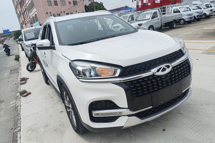 Used Chery Tiggo 8 2018 1.5 TCI Automatic Prestige 7-Seater Front Right 45 Deg