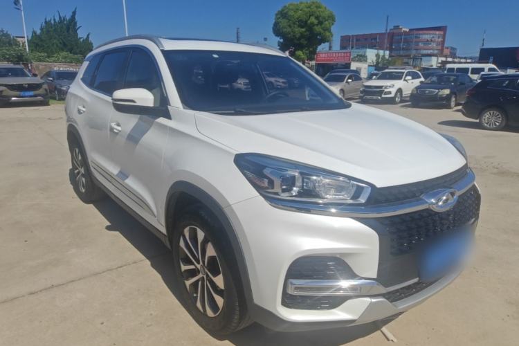 Used Chery Tiggo 8 2018 1.5 TCI Automatic Prestige 5-Seater Front Right 45 Deg