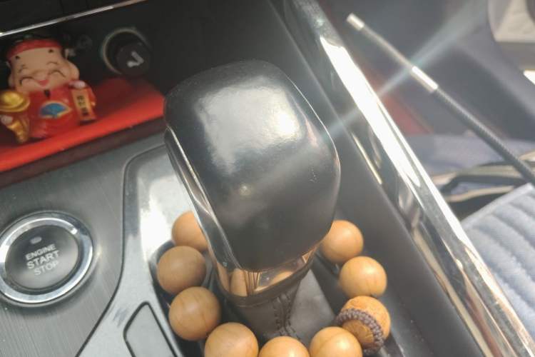 Used Chery Tiggo 8 2018 1.5 TCI Automatic Prestige 5-Seater Gear Lever