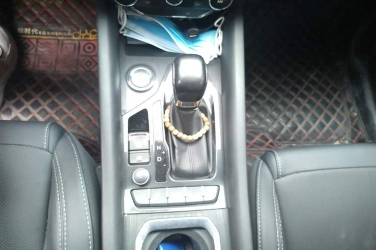 Used Chery Tiggo 8 2018 1.5 TCI Automatic Exclusive Edition 5-seater Gear Lever