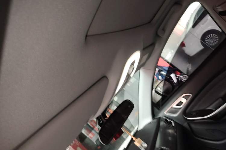 Used Chery Tiggo 8 2018 1.5 TCI Automatic Luxury Model 5 Seats Headliner