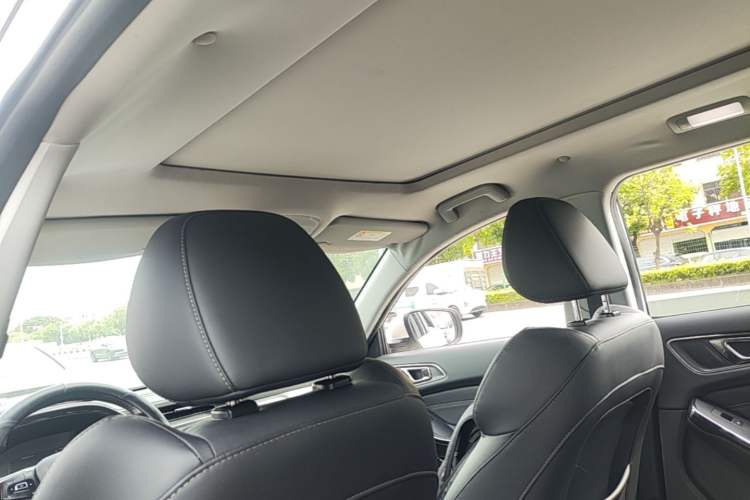 Used Chery Tiggo 8 2018 1.5 TCI Automatic Prestige 7-Seater Headliner