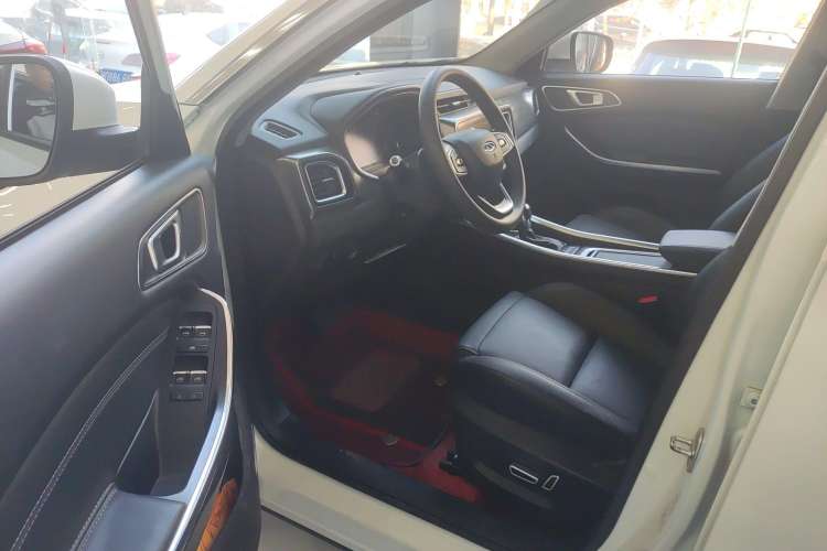 Used Chery Tiggo 8 2018 1.5 TCI Automatic Luxury Model 5 Seats Interior 2